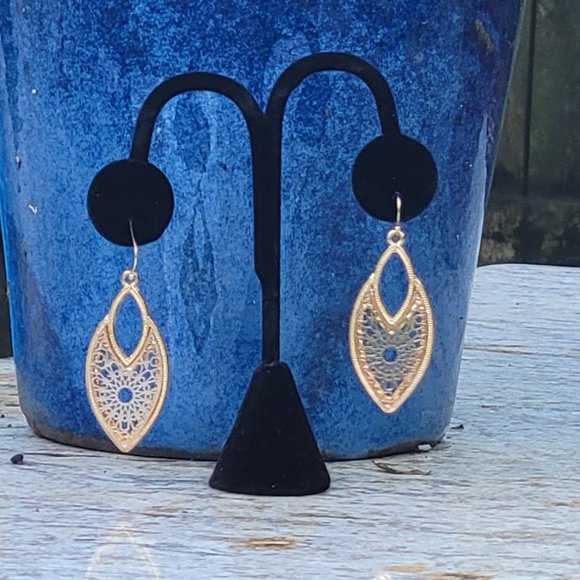 Oblong Dangle Gold Tone Earrings - Picture 2 of 5